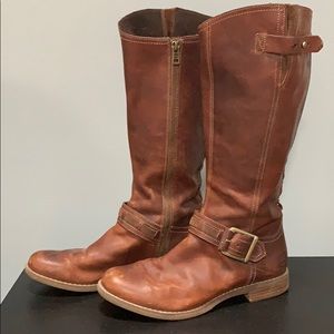 Tall Brown Timberland Boots!